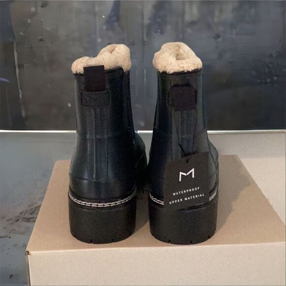 MARC FISHER NEW IN BOX FARGO WATERPROOF BOOT SHOE 8 MEDIUM WHITE OR DARK BLUE - Picture 8 of 14